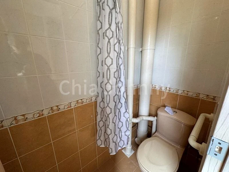 Maisonette HDB for Sale in  114 Clementi Street 13 - Image 2