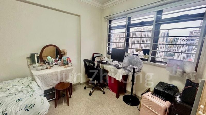 Common Room (HDB) for Rent in  118D Jalan Membina - Image 4