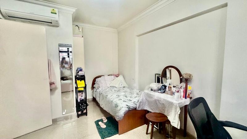 Common Room (HDB) for Rent in  118D Jalan Membina - Image 5