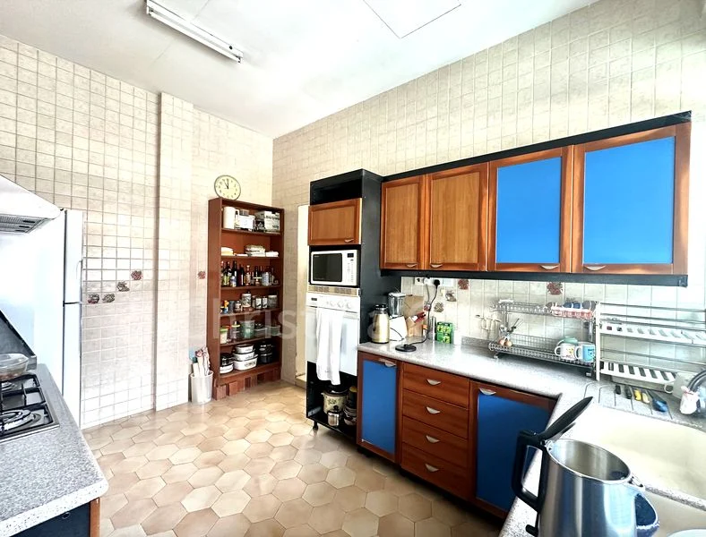 4+1 Bed Semi-Detached House (Landed) for Sale in  Fir Avenue - Image 5