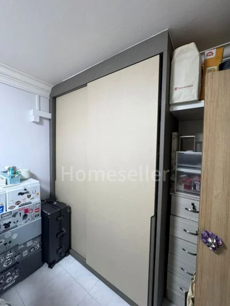 3 Room (3A) HDB for Sale in 321 Hougang Avenue 5 - Image 4