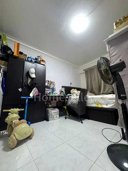 3 Room (3A) HDB for Sale in 321 Hougang Avenue 5 - Image 5