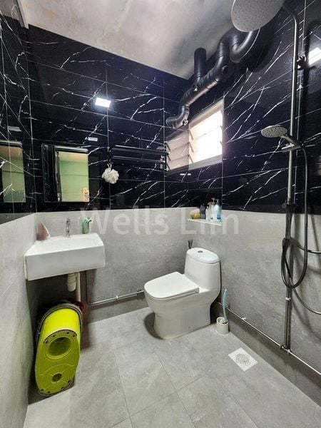 5 Room (5I) HDB for Sale in  611 Choa Chu Kang Street 62 - Image 3