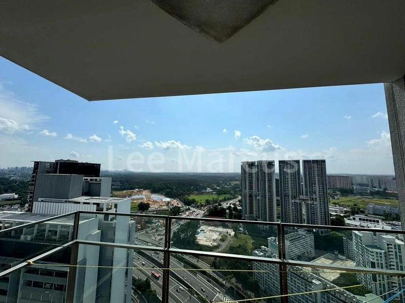 4 Bed Condo for Rent in  Vista Residences - Image 1