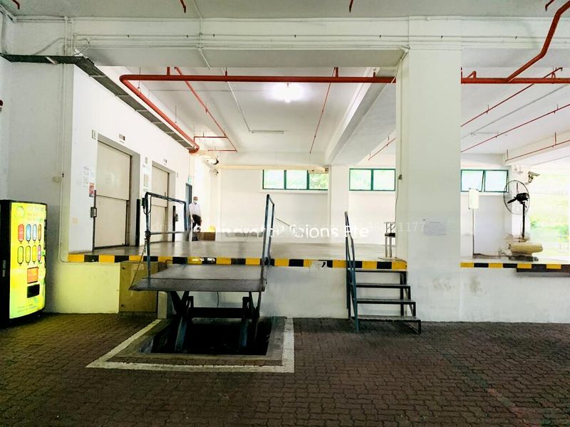Light Industrial (B1) for Rent: REDHILL MRT, Fitted / Semi-fitted B1 Space with Lift Lobby Frontage, Suits Light Storage - Image 7