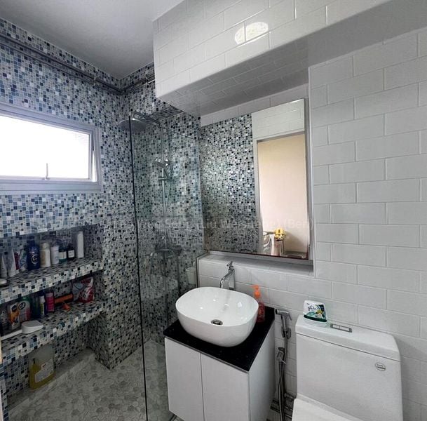 5 Room (5I) HDB for Sale in 512 Choa Chu Kang Street 51 - Image 8