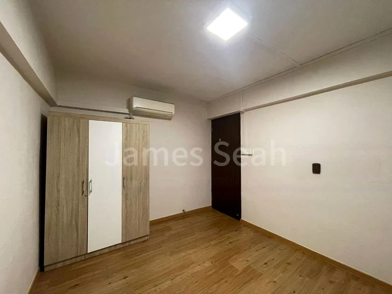 3 Room (3A) HDB for Rent in  140 Yishun Ring Road - Image 4