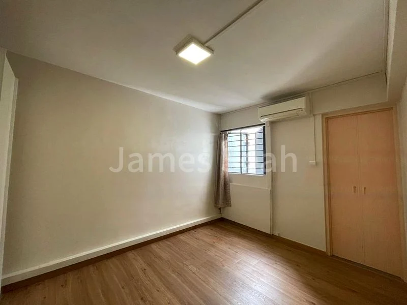 3 Room (3A) HDB for Rent in  140 Yishun Ring Road - Image 5