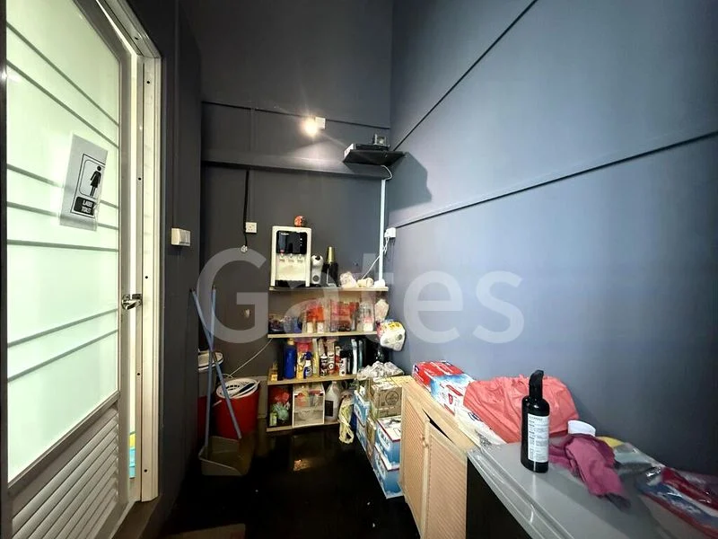 Light Industrial (B1) for Rent: Wave 9, a 9,000 Sq Ft Property on Jalan Terusan - Image 5