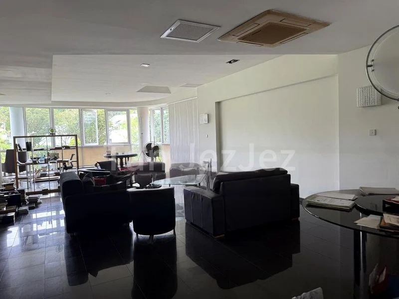 6 Bed Semi-Detached House (Landed) for Sale in  Mayfair Park - Image 2