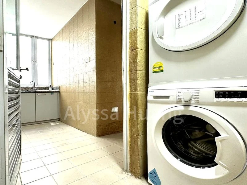 Room (Condo) for Rent in  The Huntington - Image 10