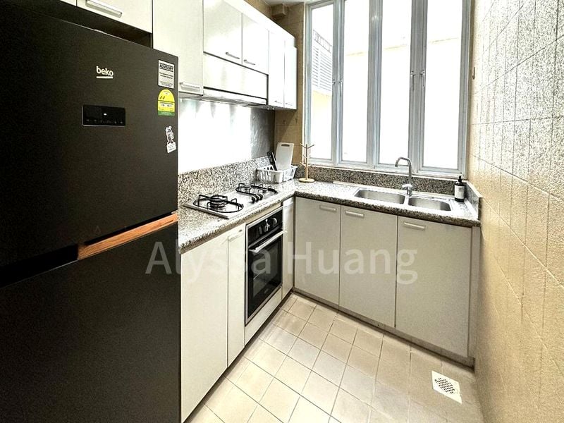 Room (Condo) for Rent in  The Huntington - Image 8