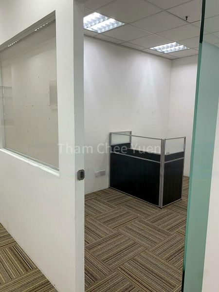 Light Industrial (B1) for Rent: EPL Building - Image 3