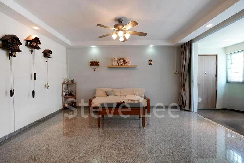 5 Room (5I) HDB for Sale in  862 Tampines Street 83 - Image 2