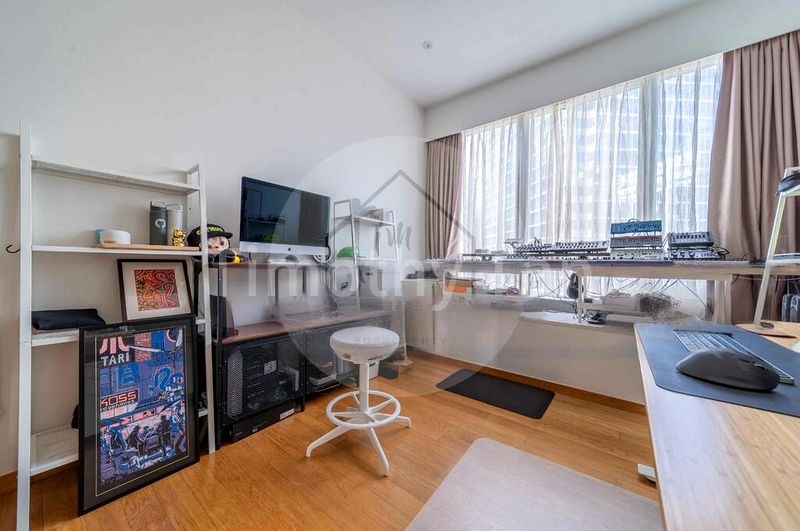 3 Bed Apartment (Condo) for Sale in  Marina Bay Suites - Image 10