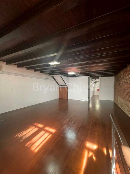 Shop / Shophouse for Rent: Stanley Street Shophouse - Ideal for Various Trades - Image 6