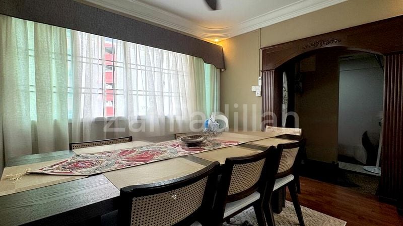 Maisonette HDB for Sale in  615 Hougang Avenue 8 - Image 11