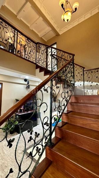 Maisonette HDB for Sale in  615 Hougang Avenue 8 - Image 8