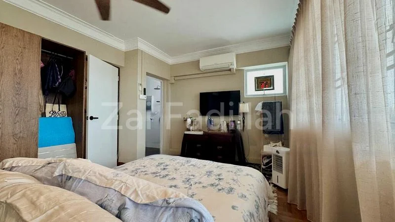 Maisonette HDB for Sale in  615 Hougang Avenue 8 - Image 2