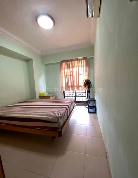 Common Room (HDB) for Rent in  297A Compassvale Street - Image 3