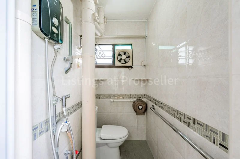4 Room (4S) HDB for Sale in 727 Yishun Street 71 - Image 10