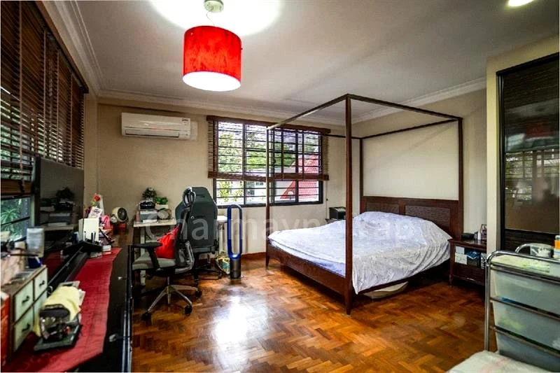 6 Bed Semi-Detached House (Landed) for Sale in  Lengkong Empat - Image 5