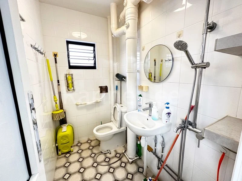 3 Room (3A) HDB for Rent in 316 Woodlands Street 31 - Image 6