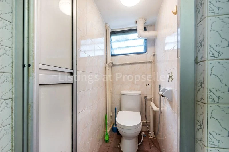 3 Room (3I) HDB for Sale in 128 Bukit Merah View - Image 14