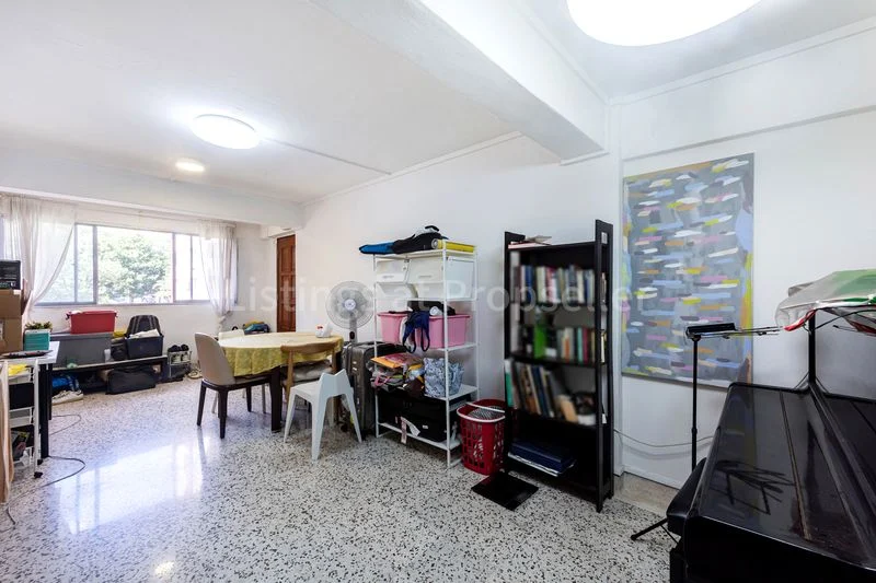 3 Room (3I) HDB for Sale in 128 Bukit Merah View - Image 7