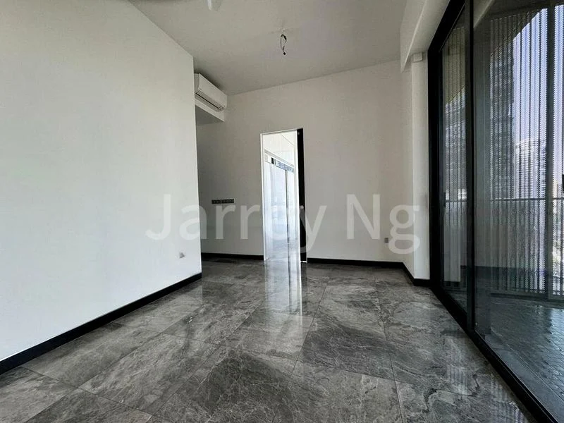 1 Bed Condo for Rent in Midtown Bay - Image 6