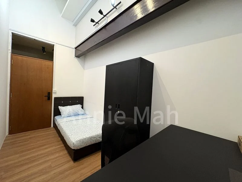 Common Room (Landed) for Rent in  Kreta Ayer Conservation Area - Image 2
