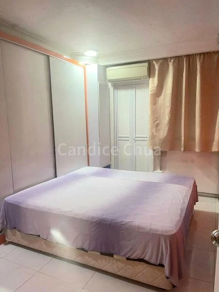 Room (HDB) for Rent in 233 Serangoon Avenue 3 - Image 1