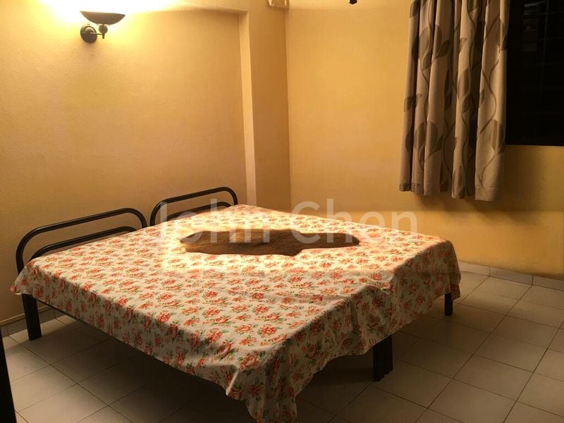 Common Room (HDB) for Rent in 137 Simei Street 1 - Image 3