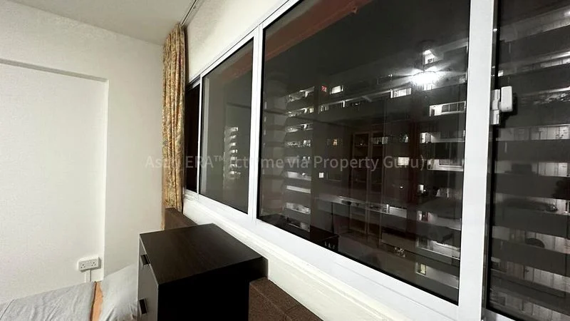 4 Room (4A) HDB for Rent in  409 Yishun Ring Road - Image 5