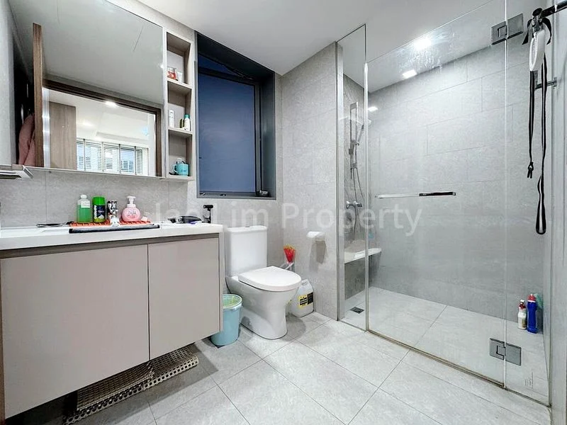 3 Bed Executive Condo for Sale in  The Visionaire - Image 4