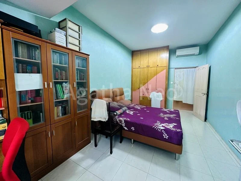 5 Bed Corner Terrace (Landed) for Sale in  Upper Paya Lebar Road - Image 11