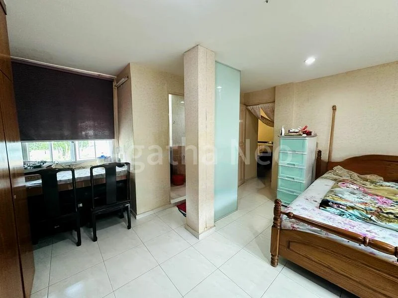 5 Bed Corner Terrace (Landed) for Sale in  Upper Paya Lebar Road - Image 9