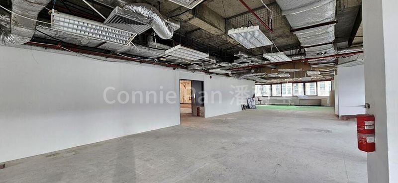 Office for Rent: Albert Complex - Image 2
