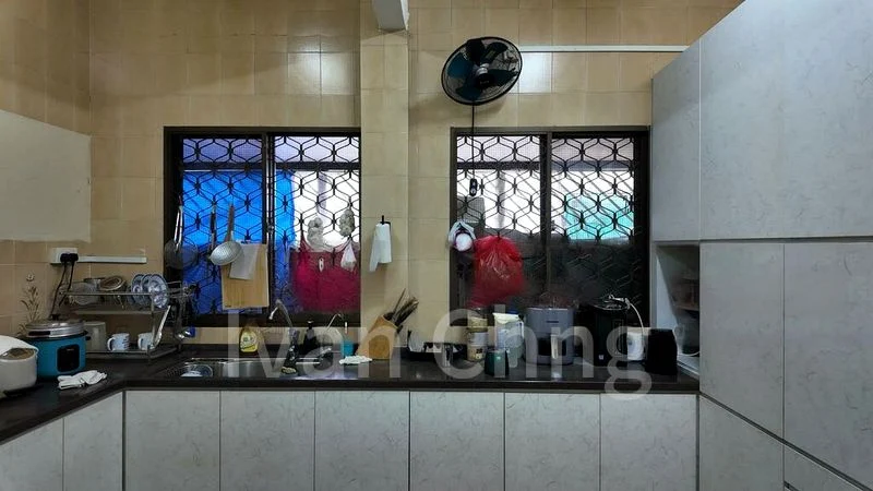 5 Bed Corner Terrace (Landed) for Sale in  Sennett Estate - Image 17