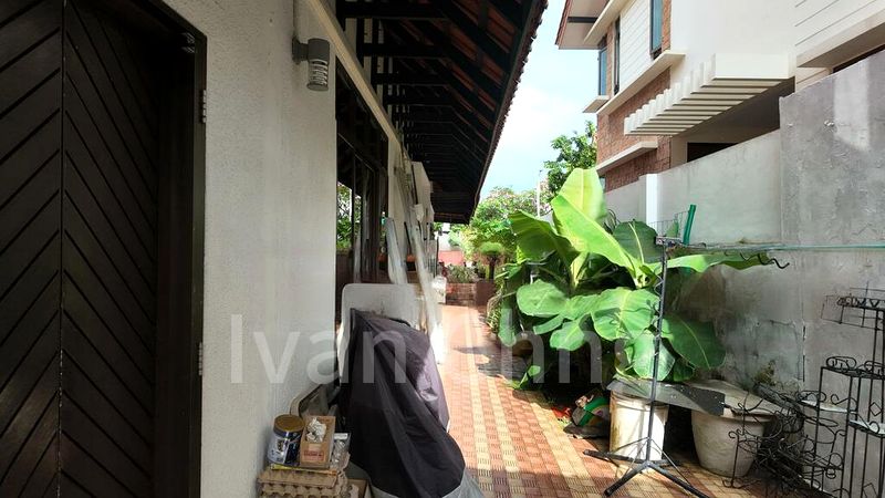 5 Bed Corner Terrace (Landed) for Sale in  Sennett Estate - Image 15