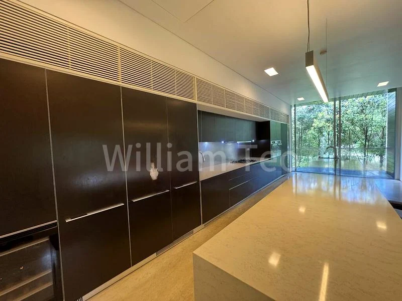 8 Bed Bungalow (Landed) for Rent in  Binjai Crest - Image 14