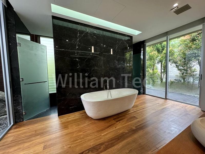 8 Bed Bungalow (Landed) for Rent in  Binjai Crest - Image 12