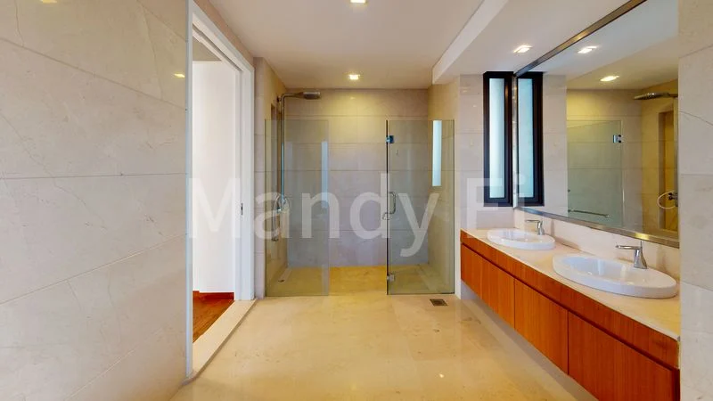 5 Bed Bungalow (Landed) for Sale in Ocean Drive - Image 10