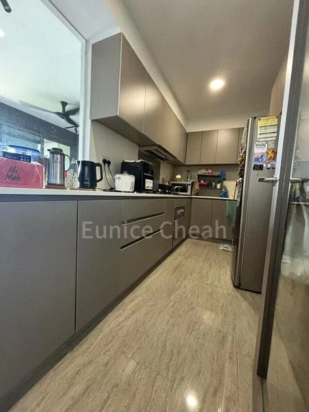 4 Bed Executive Condo for Sale in  Waterwoods - Image 6