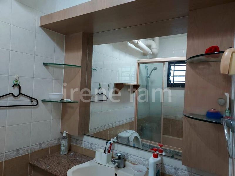 5 Room (5A) HDB for Rent in  200D Sengkang East Road - Image 10