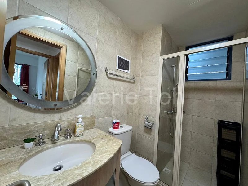 Common Room (Condo) for Rent in  Water Place - Image 4