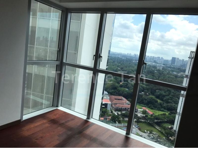 3 Bed Condo for Rent in  Queens Peak - Image 13