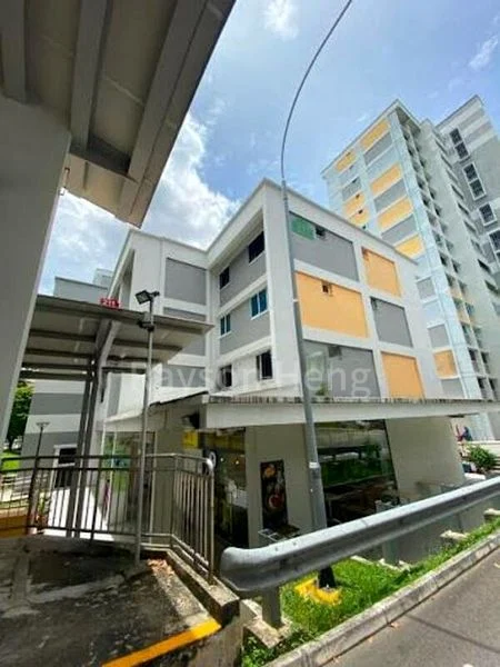 Common Room (HDB) for Rent in  211 Serangoon Avenue 4 - Image 2