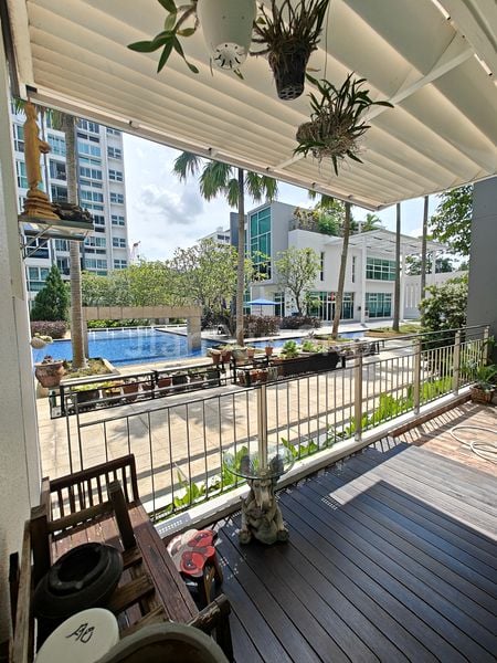 3 Bed Condo for Sale in  The Esparis - Image 3