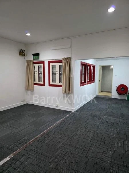 Shop / Shophouse for Rent: Craig Road - Image 5